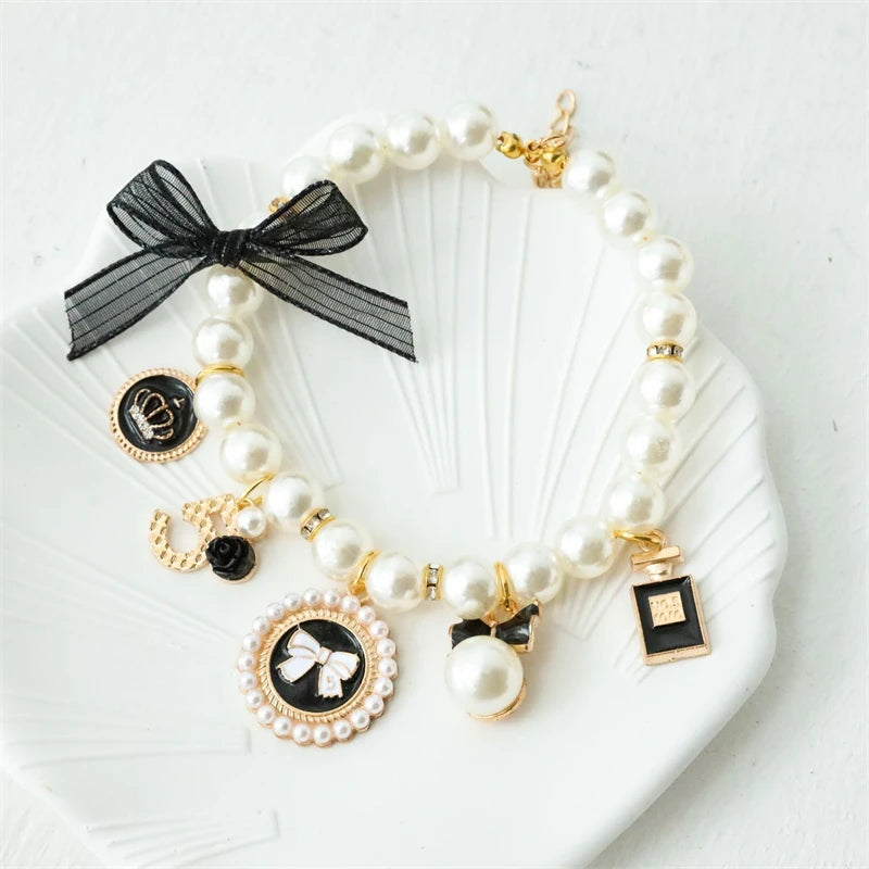 Sweet Girl Bow Knot Necklaces for Cats Lace Pearl Small Medium Puppy Neck Wear Crown Pendant Adjustable Chihuahua Accessories