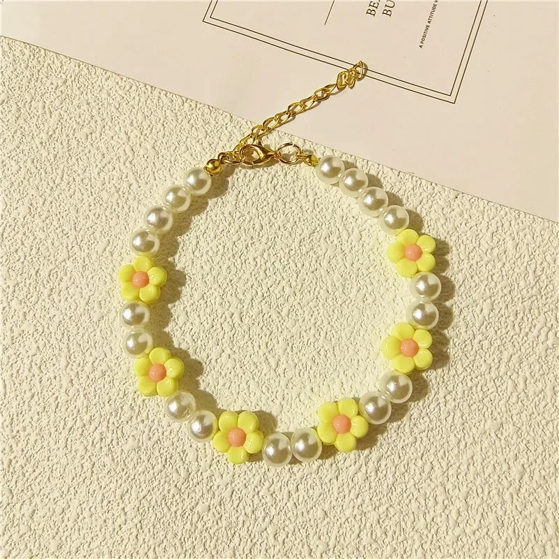 Adjustable Pearl Cat Collar with Flower Charm Fashion Necklace for Small Dogs Puppy Jewelry Accessories Pet Cat Necklace
