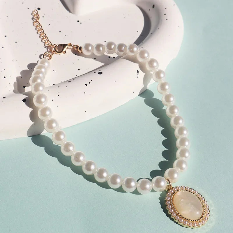 Fashion Adjustable Dog Cat Pearl Necklace Jewelry Opal Heart Collar Pendant Pet Collar Wedding Birthday Prom Costume Accessories
