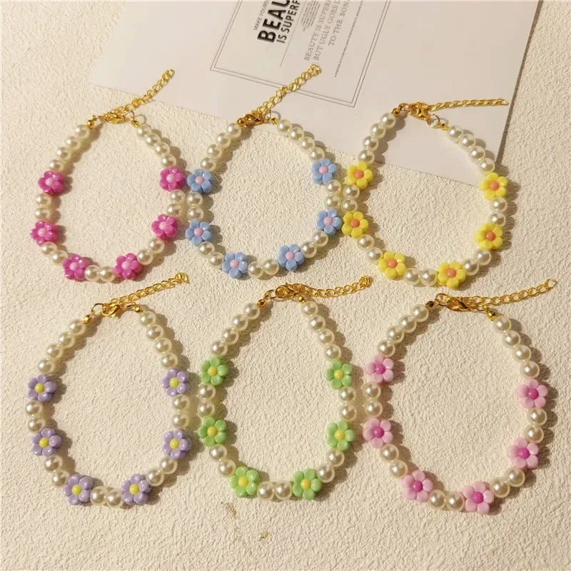 Adjustable Pearl Cat Collar with Flower Charm Fashion Necklace for Small Dogs Puppy Jewelry Accessories Pet Cat Necklace